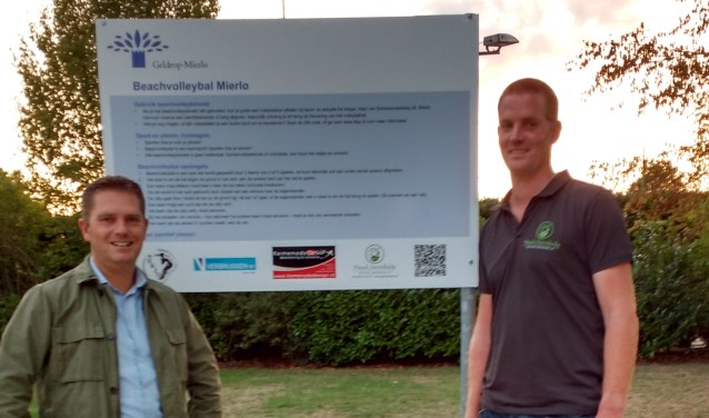 Voorzitter Bart Wijnhof (l) en Paul Swinkels (r) | Fotonummer: a44ee0