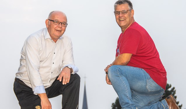 Bestuurslid Antoon Sloots (l) en voorzitter Bart Aarts (r) | Fotonummer: bd2053
