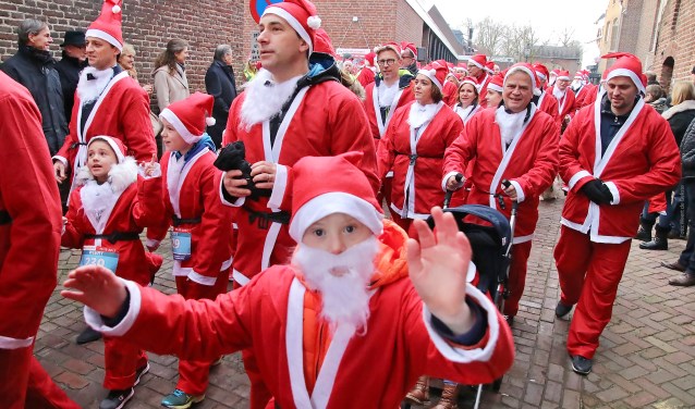Santa Walk Weert
