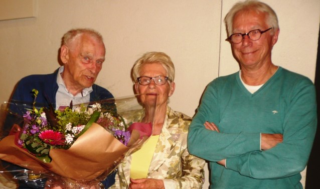 Wim Martens werd in de bloemetjes gezet