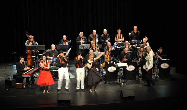 Singing With a Bigband in de Hofnar Valkenswaard