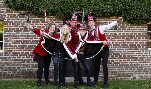 De prinselijke familie van KS de Heiknuuters
