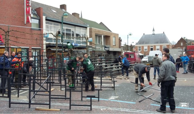 De tribune komt ook dit jaar weer op de Markt in Budel