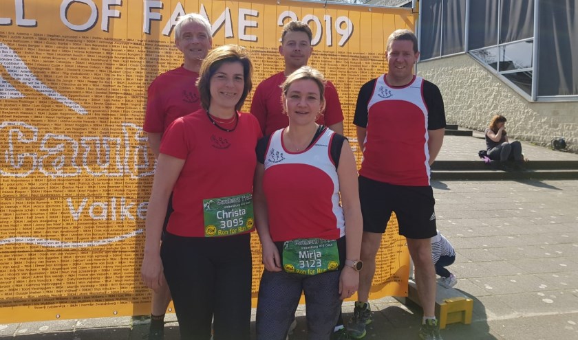 Deelnemende Bergrunners aan de Sahararun Lommel