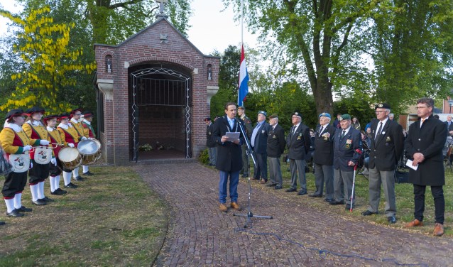 Dodenherdenking Budel, foto: Jos Meusen
