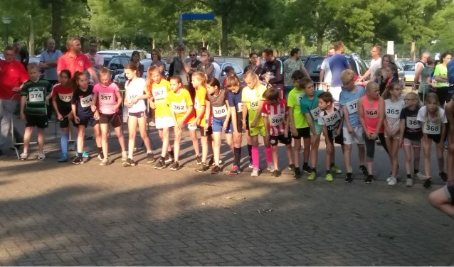 Start 1000 meter jongens en meisjes