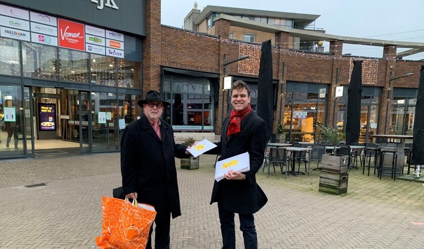 Municipality of Amstelveen hands out 4,000 packages with self-tests among shoppers