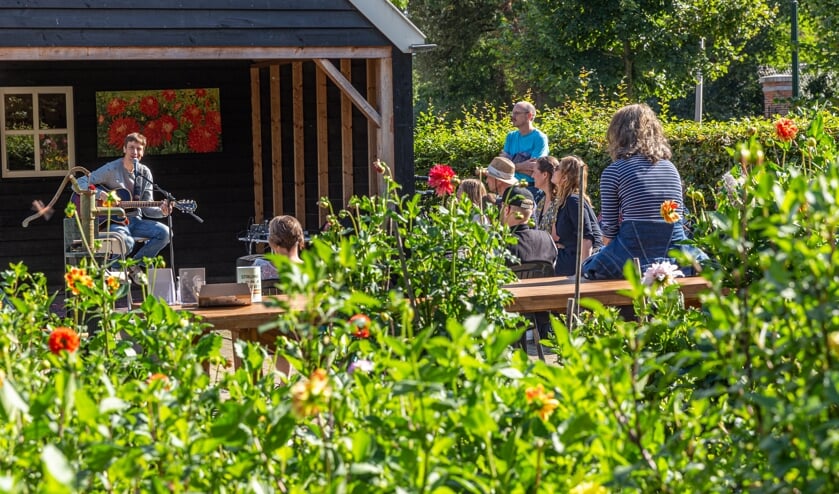 ‘Struinen’ tovert Amersfoortse tuinen om tot veilige openluchtpodia