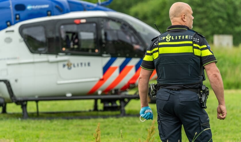 Cirkelende politieheli roept vragen op in Houten Houtens Nieuws