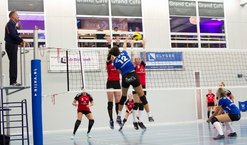 Verlies voor dames Volleybalvereniging Set Up 69 in eerste thuiswedstrijd. - ScherpenzeelseKrant.nl