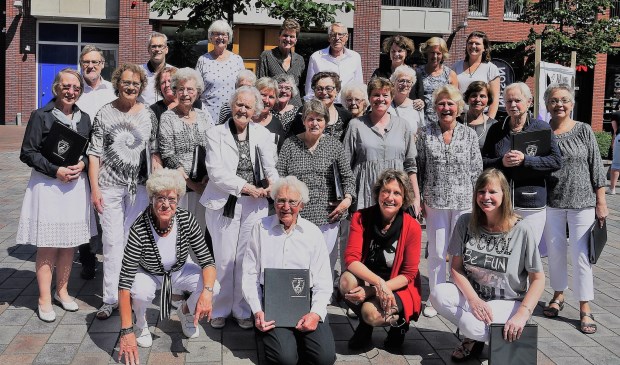 Ze hadden het liever anders gezien, de trouwe leden Krea Musica, maar hun koor is toch opgeheven.