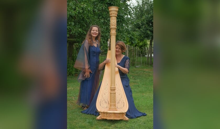 Natalie Merfort (links) en Reinilde Zevenbergen treden samen op in de Kruiskerk. (foto: pr)