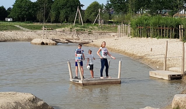 Tinet de Jonge in het nog jonge recreatiegebiedje met speel- en natuurpolder aan de rand van Zevenhuizen.