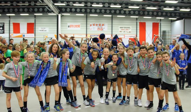 De talenten van Nieuwerkerk vieren feest in Dordrecht.
