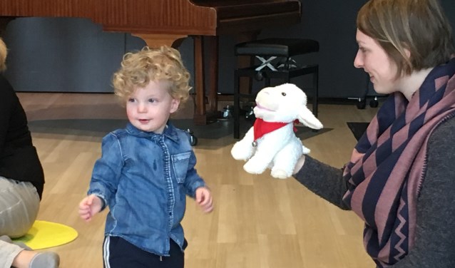 Samen met ouders of de oppas op muzikale ontdekkingsreis. (foto: pr)