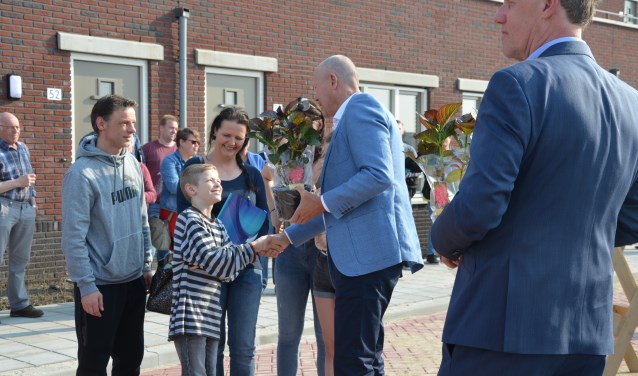 Een gezin uit Capelle aan den IJssel - mét economische binding aan Zevenhuizen - behoort tot de gelukkigen.