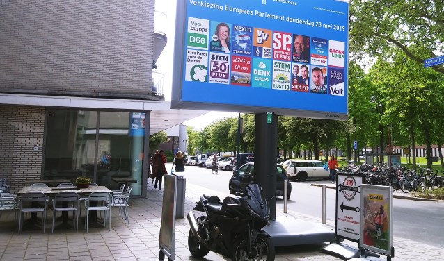 Voorbedrukte verkiezingsborden, zoals bijvoorbeeld in Zoetermeer al worden gebruikt, zouden ook een optie voor Zuidplas kunnen zijn. (foto: Judith Rikken)