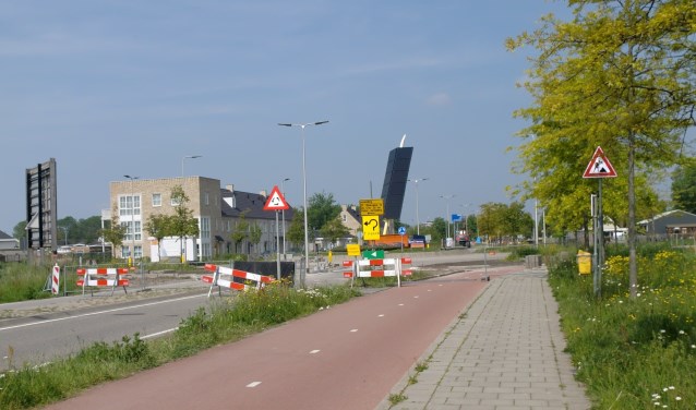 De rotonde bij de Triangel, vlakbij de Maximatunnel.(Foto en tekst: Annette van den Berg)