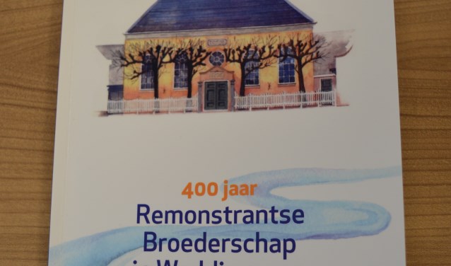 De Remonstrantse kerk prijkt op de voorkant van het boek van Ruud van den Bosch. (foto:pr)