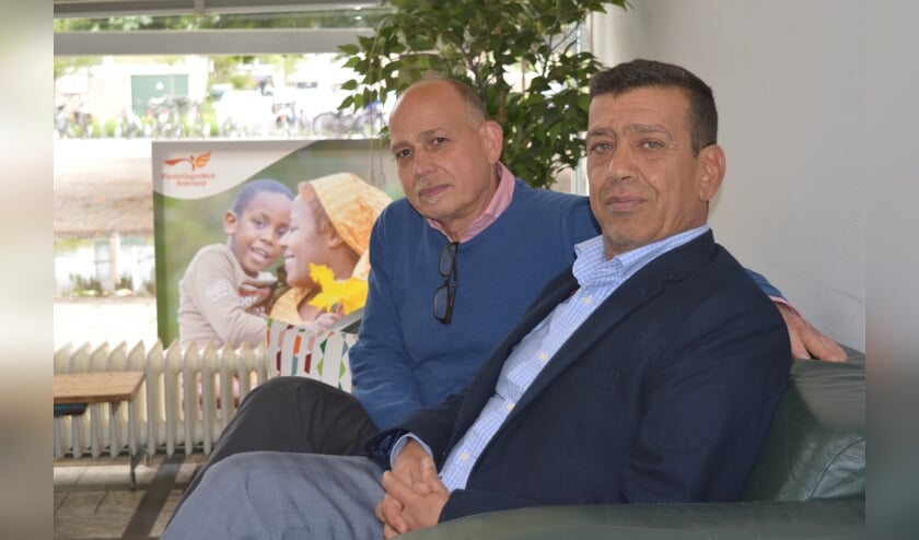 Links Ismat Mahmoud en rechts Kamal Akawi. (Foto en tekst: Nicole Lamers)