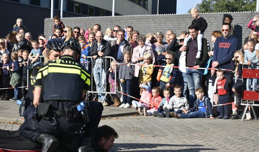 De politie houdt elk jaar een open dag. (Foto:archief Hart van Holland)
