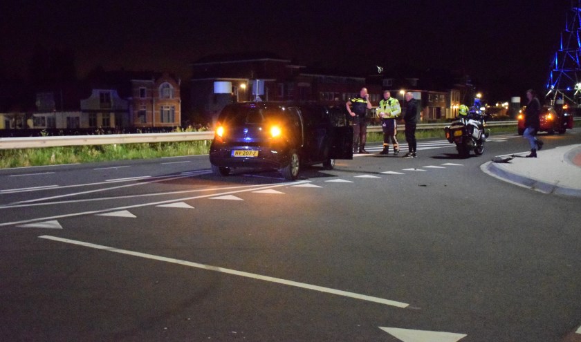 Het ongeval vond plaats op de kruising Henegouwerweg/Van Spijkstraat. (foto:ASMedia)