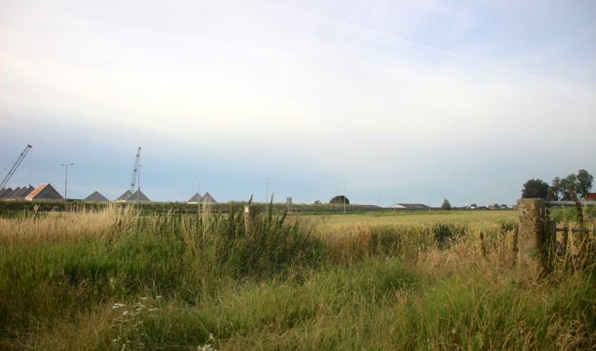 Ook de overkant van het Koningskwartier wordt in de gaten gehouden. (foto en tekst: Erik van Leeuwen)