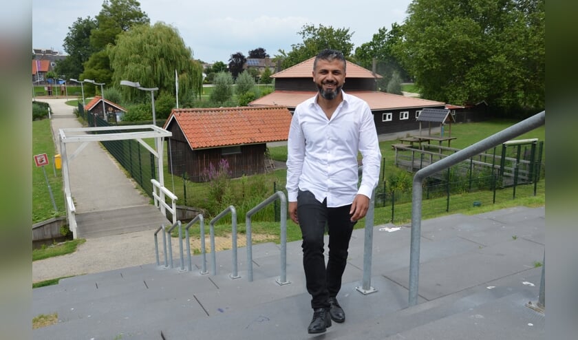 Khaled Amer: "En masse naar het buitenland op vakantie gaan, kennen we in Syrië niet."
