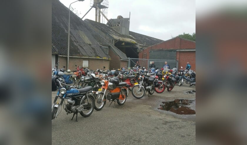 Zündapp, Puch, Kreidler, Yamaha: alle merken oldtimer brommers zijn welkom op de show. (foto: pr)