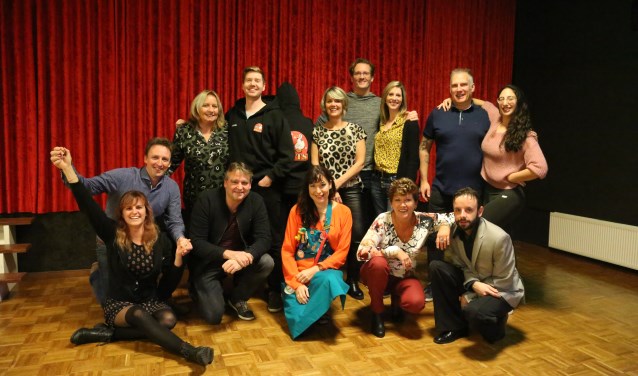 De DWTS-deelnemers, samen met hun danspartners. | Fotonummer: 1fb5fe
