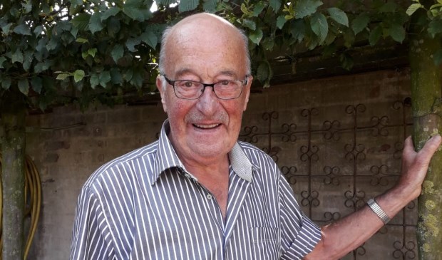 Jelle Cijffers (82) loopt de Nijmeegse Vierdaagse voor de 22e keer. | Fotonummer: a0426b