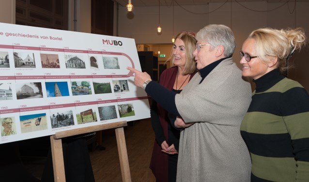Lancering van de door MUBO ontwikkelde canon van Boxtel op 12 december 2016 door v.l.n.r. Wethouder Maruška Lestrade, MUBO voorzitter Maria Voets en toenmalig directeur van de Petrusschool Ilse Lamers | Fotonummer: 015ad3