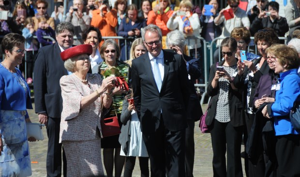 Prinses Beatrix bezocht in 2016 Oud-Vossemeer.