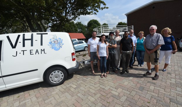 Een gedeelte van de groep vrijwilligers van vluchtelingenwerk Tholen.