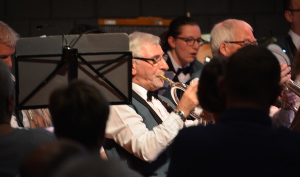 Kees Vermeulen op de bugel tijdens het jaarconcert.