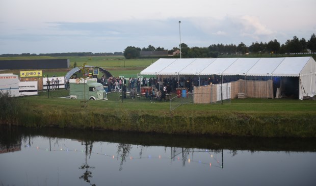 Vorig jaar was er al een hardcorefestivalletje op de ijsbaan in Sint-Annaland.