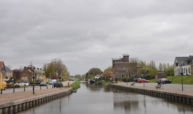 Aan de Galgendijkkant van de haven zijn extra parkeerplekken voorzien, en er komt een onderzoek naar meer alternatieven.
