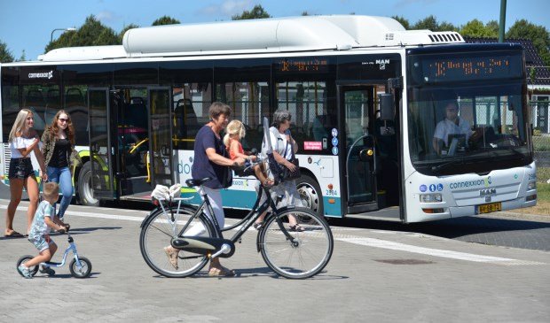 De bus zou in theorie overbodig kunnen worden als de Tholenaren massaal meedoen aan het Thoversysteem.