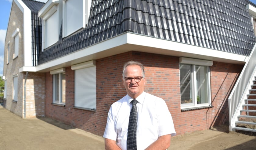 Locatiemanager Huib Dorst bij de nieuwbouw.