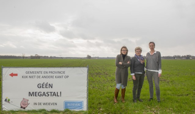 Enkele leden van de actiegroep Blijeven | Fotonummer: 842c6d