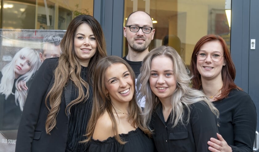 v.l.n.r: Mijntje, Nicky, Irmo, Manon,Sabien | Fotonummer: c3f481