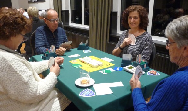 Het spelen ging op het scherpst van de snede. | Fotonummer: 5d8476