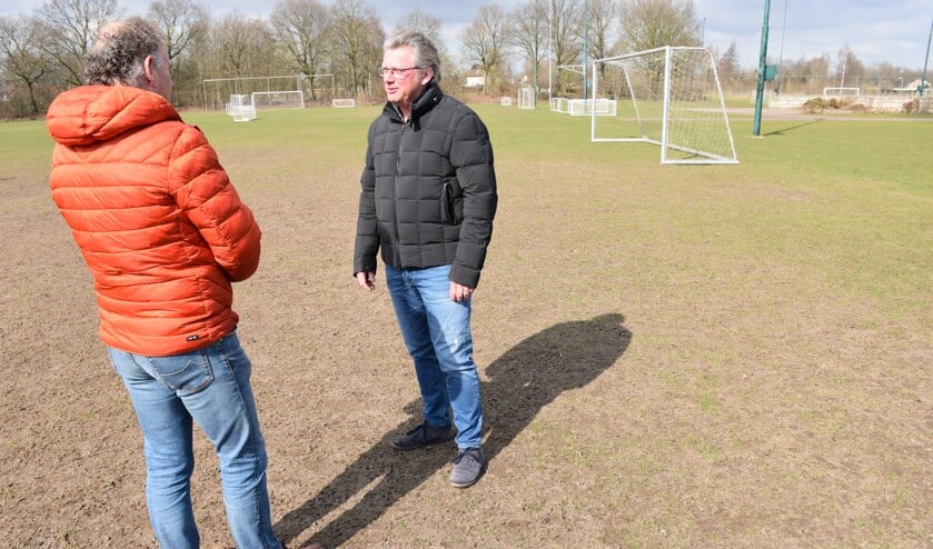 Maarten van Bakel (CDA) en Hans van Casteren (r, Rhode) | Fotonummer: ea8b67