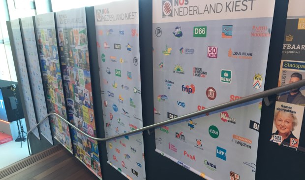 Het gaat om dit logo-bord | Fotonummer: 9a811f
