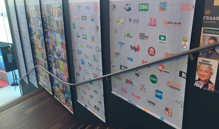 Het gaat om dit logo-bord | Fotonummer: 9a811f
