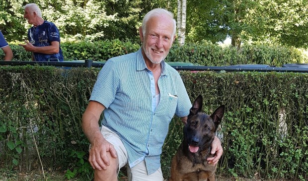 Toon en zijn hond Youp. | Fotonummer: 37c0da