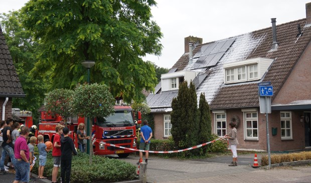 De brandweer zette de straat af. | Fotonummer: 51aa62