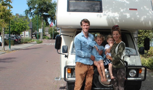 Koen, Helmi, Eefie en Goesje zijn klaar voor vertrek | Fotonummer: dd0f92