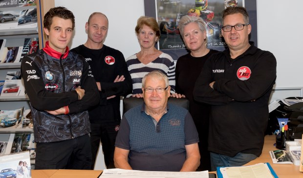 Het hele team van Van den Brand. | Fotonummer: e61195