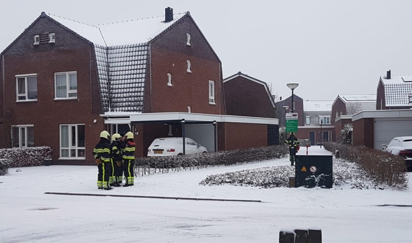 De brandweer schakelde de netbeheerder in. | Fotonummer: e7397b